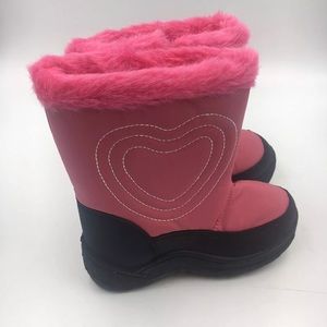 C*J girls snow boots.